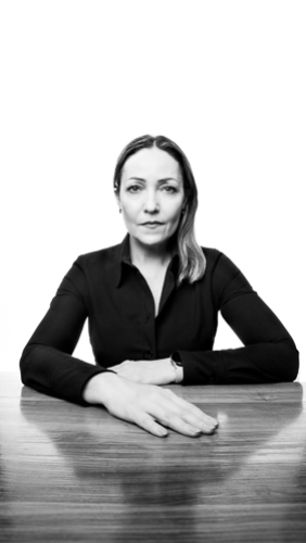 Barta Dóra